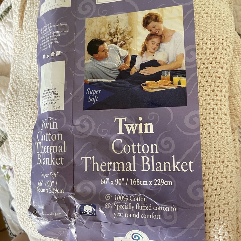 Twin blanket